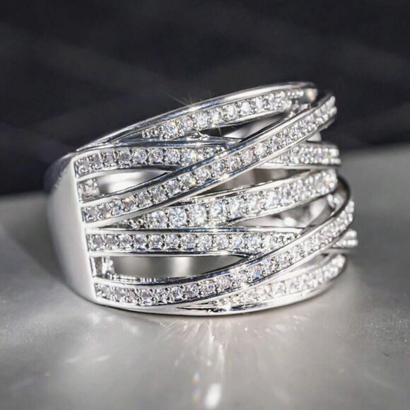 18k White Gold Diamond Ring Wide Ring Band - Picture 5 of 9